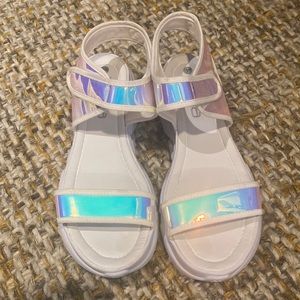 Colombian never work rave sandals?